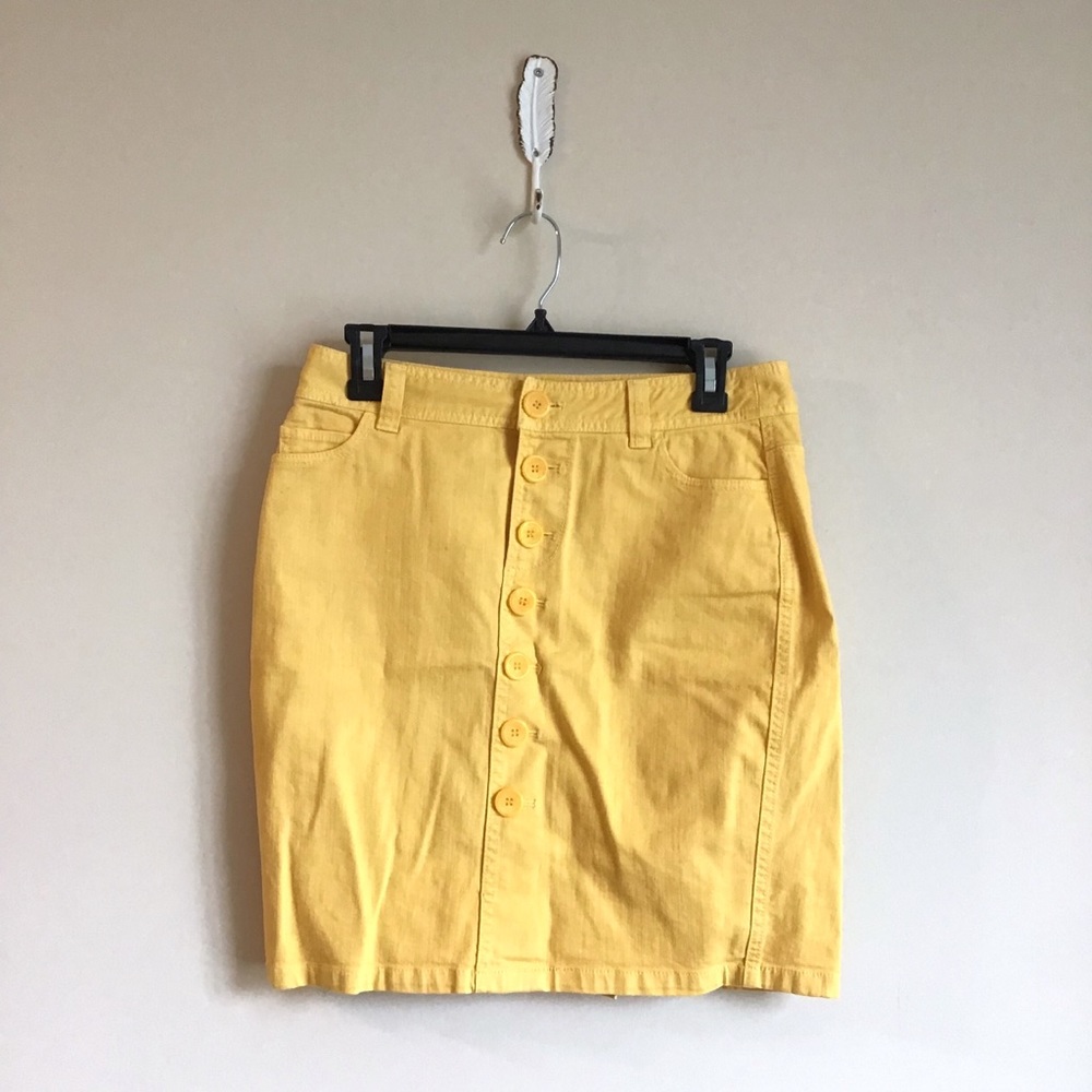Caslon Yellow button-front pencil skirt - Picture 2 of 4